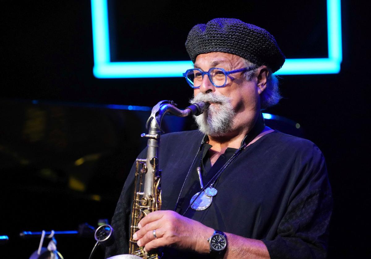 Lovano tocó este saxo tenor y un soprano.