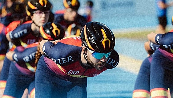 El patinador vitoriano Patxi Peula inicia el Campeonato de Europa con medalla