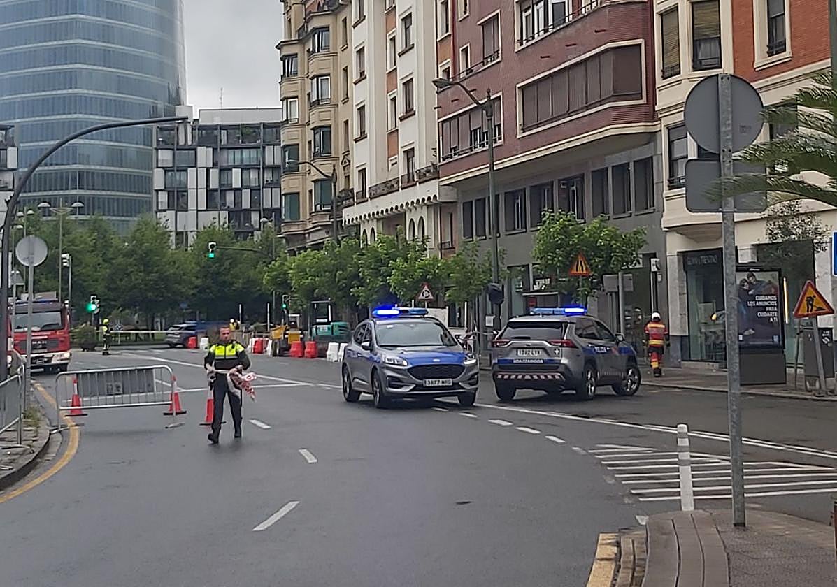 Un fuga de gas cerca del Bellas Artes obliga a desalojar comercios y cortar el tráfico durante hora y media