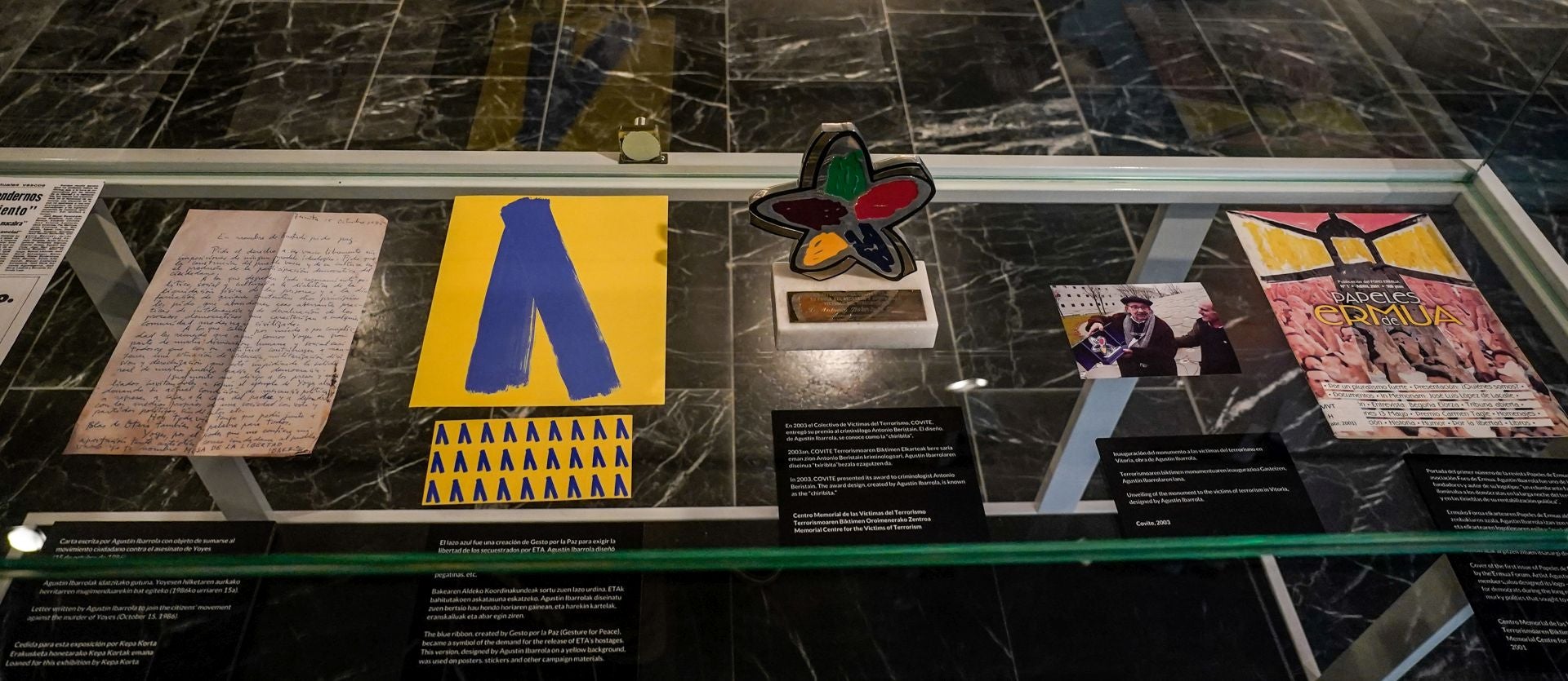 La exposición de Ibarrola en imágenes