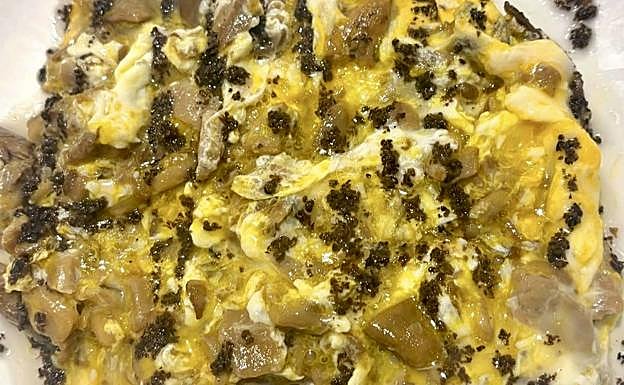 Revuelto de setas con trufa.