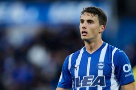 LEA, en la camiseta del Alavés en la temporada 2023-24.