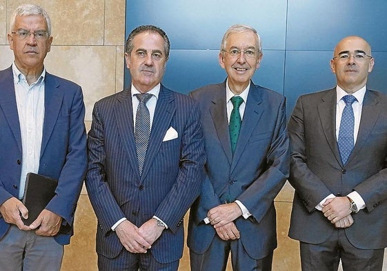 José María Zalbidegoitia, Leónides Gutiérrez, Mikel Arieta-Arruabarrena, Victor Pérez de Guezuraga y Eduardo Ruiz de Gordejuela.