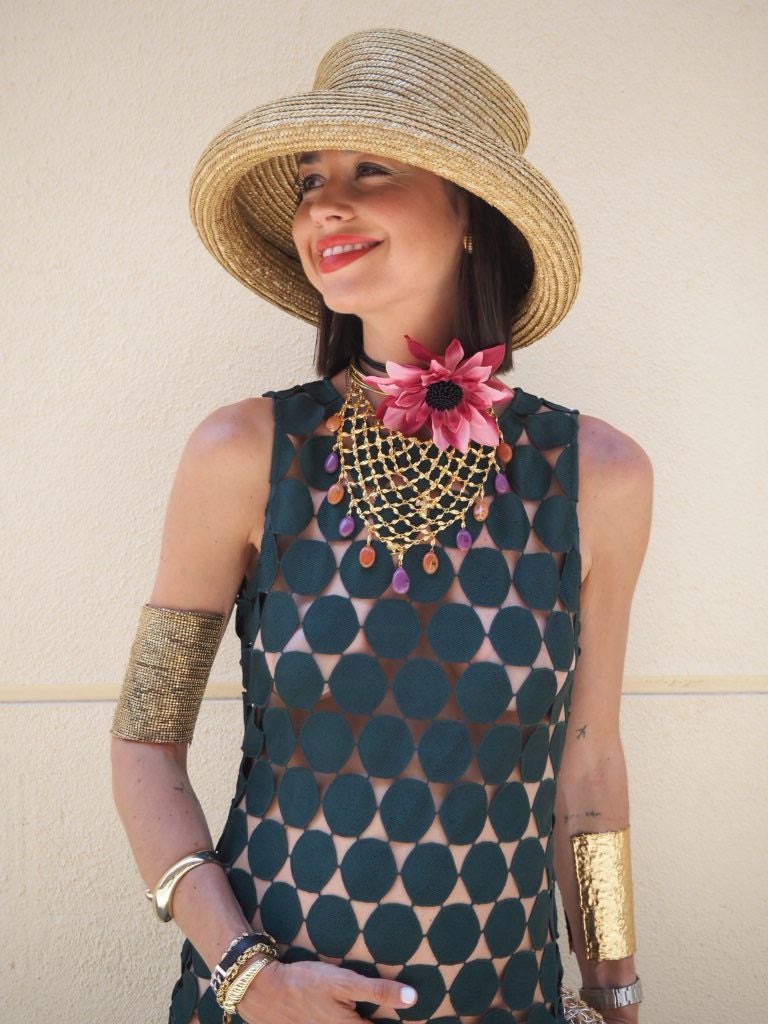 Paula, la invitada vizcaína que deslumbró en una boda en Madrid embarazada y con transparencias