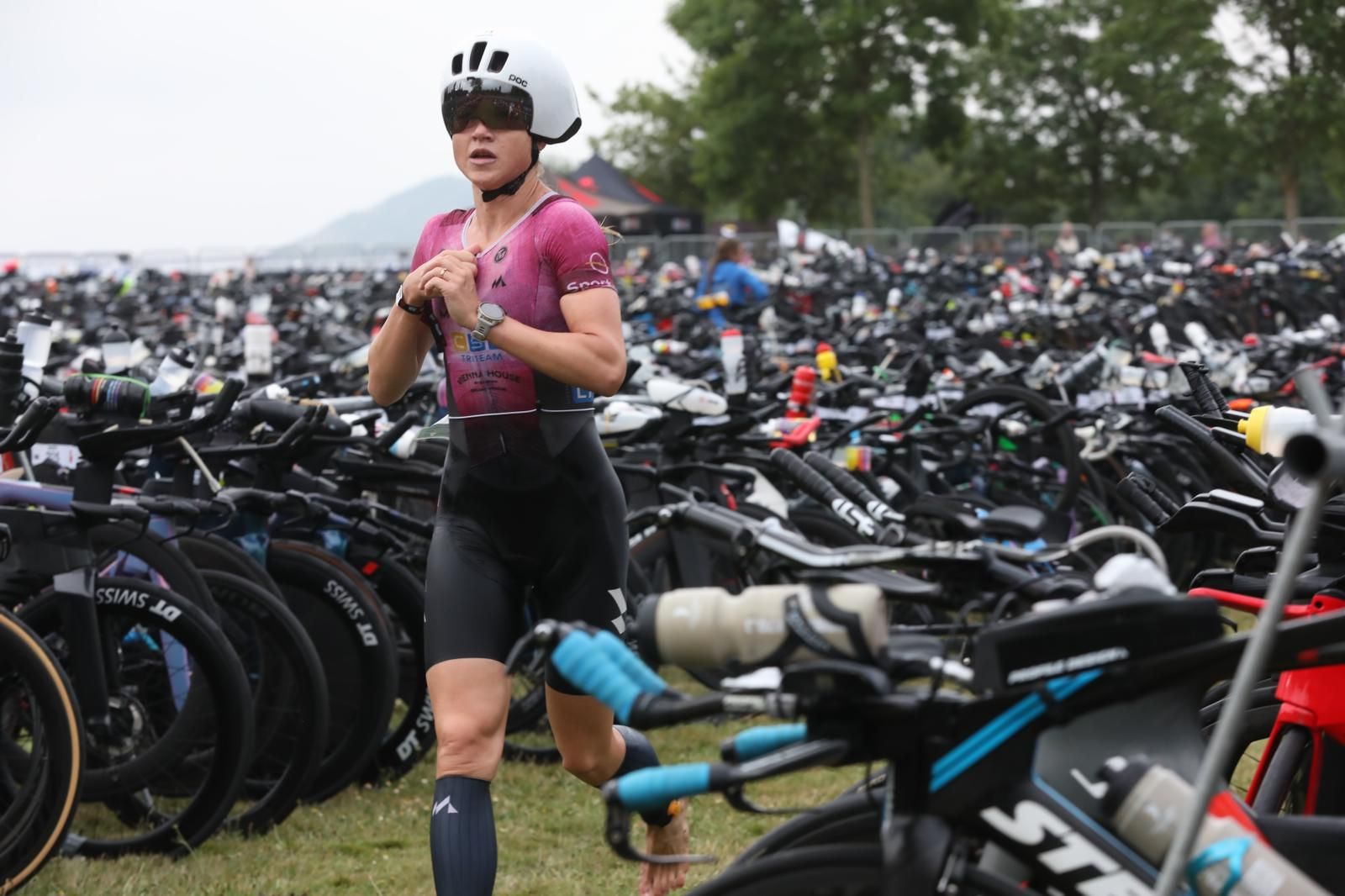 Las imágenes del Ironman de Vitoria 2025