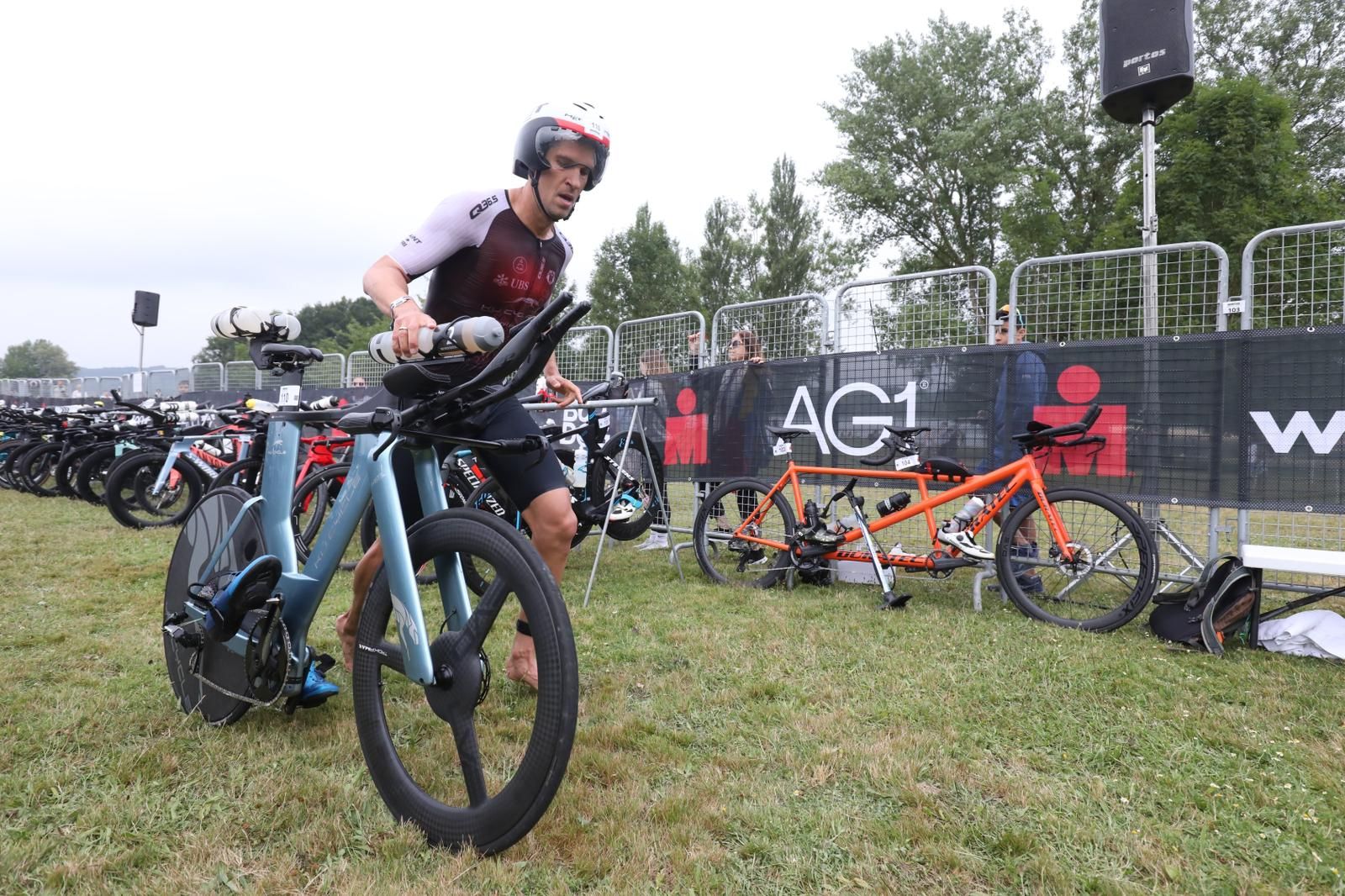 Las imágenes del Ironman de Vitoria 2025