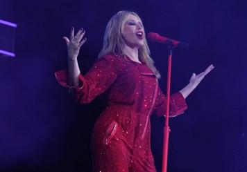 Kylie Minogue en la discoteca de los sueños