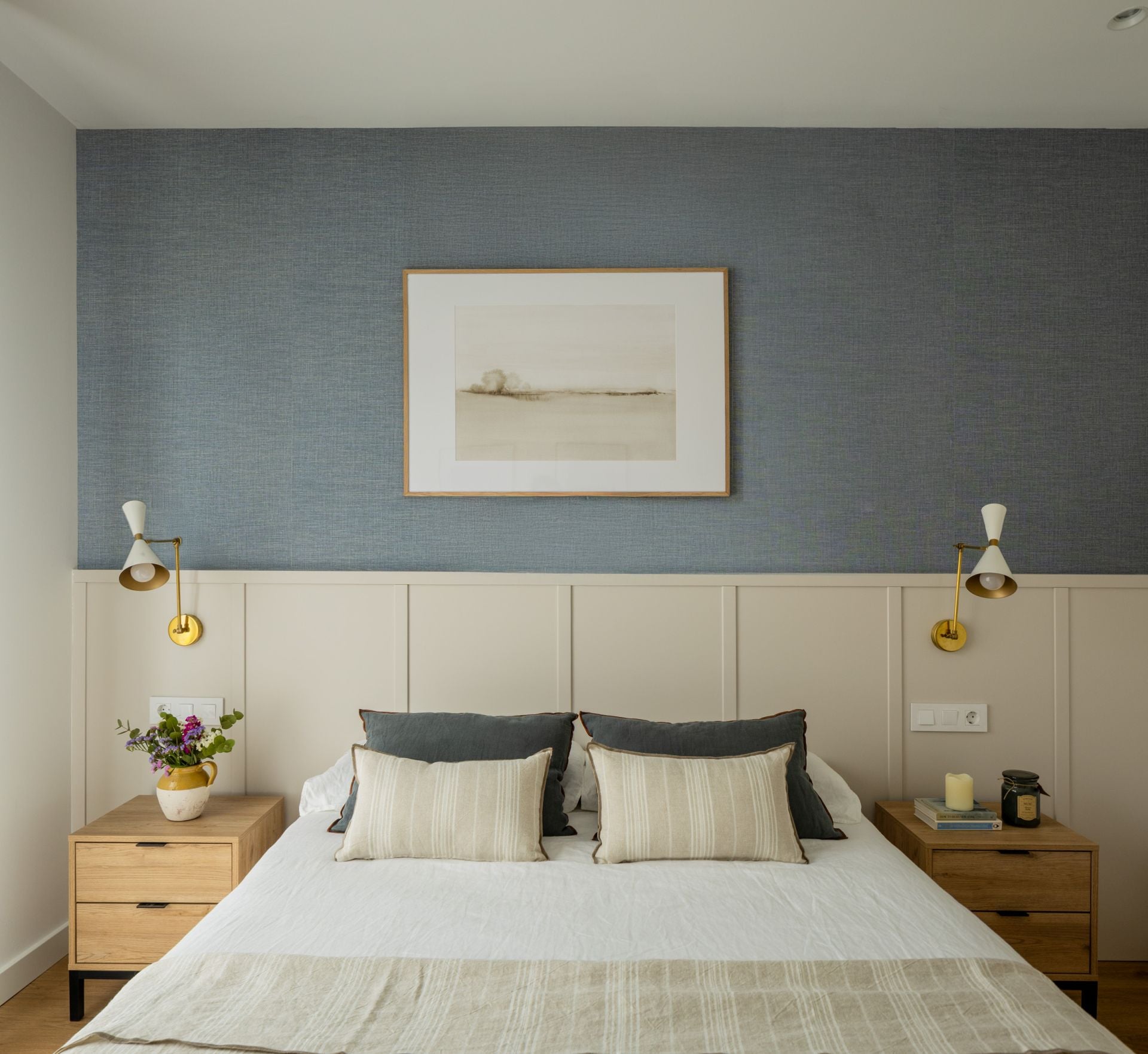 De Bilbao a la costa: un hogar luminoso y marinero en Sopela para una familia con dos hijas adolescentes