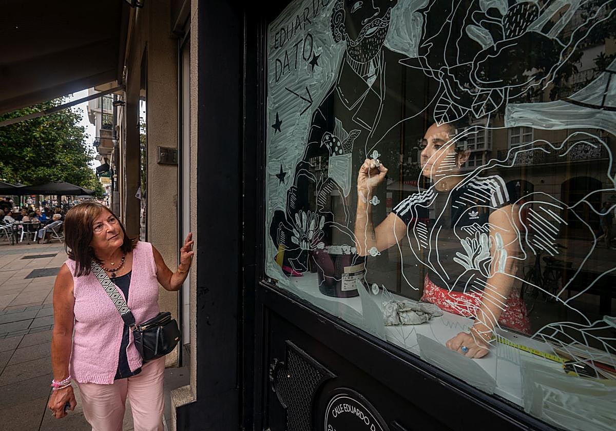 Amaia Arrazola, en el número 28 de la calle Eduardo Dato.