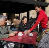 La hostelería sigue siendo el sector con mayor presencia de extranjeros en Euskadi, donde suman ya más de 12.800 trabajadores.