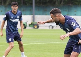 Hugo Novoa y Abde entrenando durante esta pretemporada.