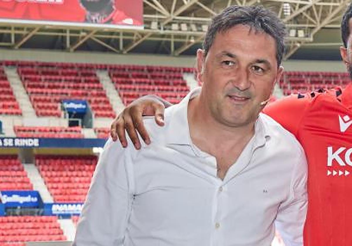 Braulio Vázquez reconoce el contacto del Athletic por Areso: «Los vecinos han mostrado interés»