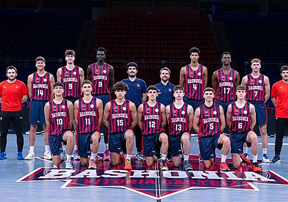 El equipo júnior del año pasado volverá a ser el pilar de la nueva plantilla del filial.