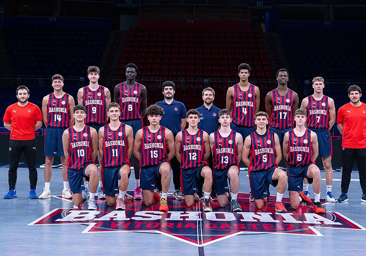 El equipo júnior del año pasado volverá a ser el pilar de la nueva plantilla del filial.