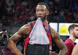 El Olympiacos toma la delantera para fichar a Donta Hall