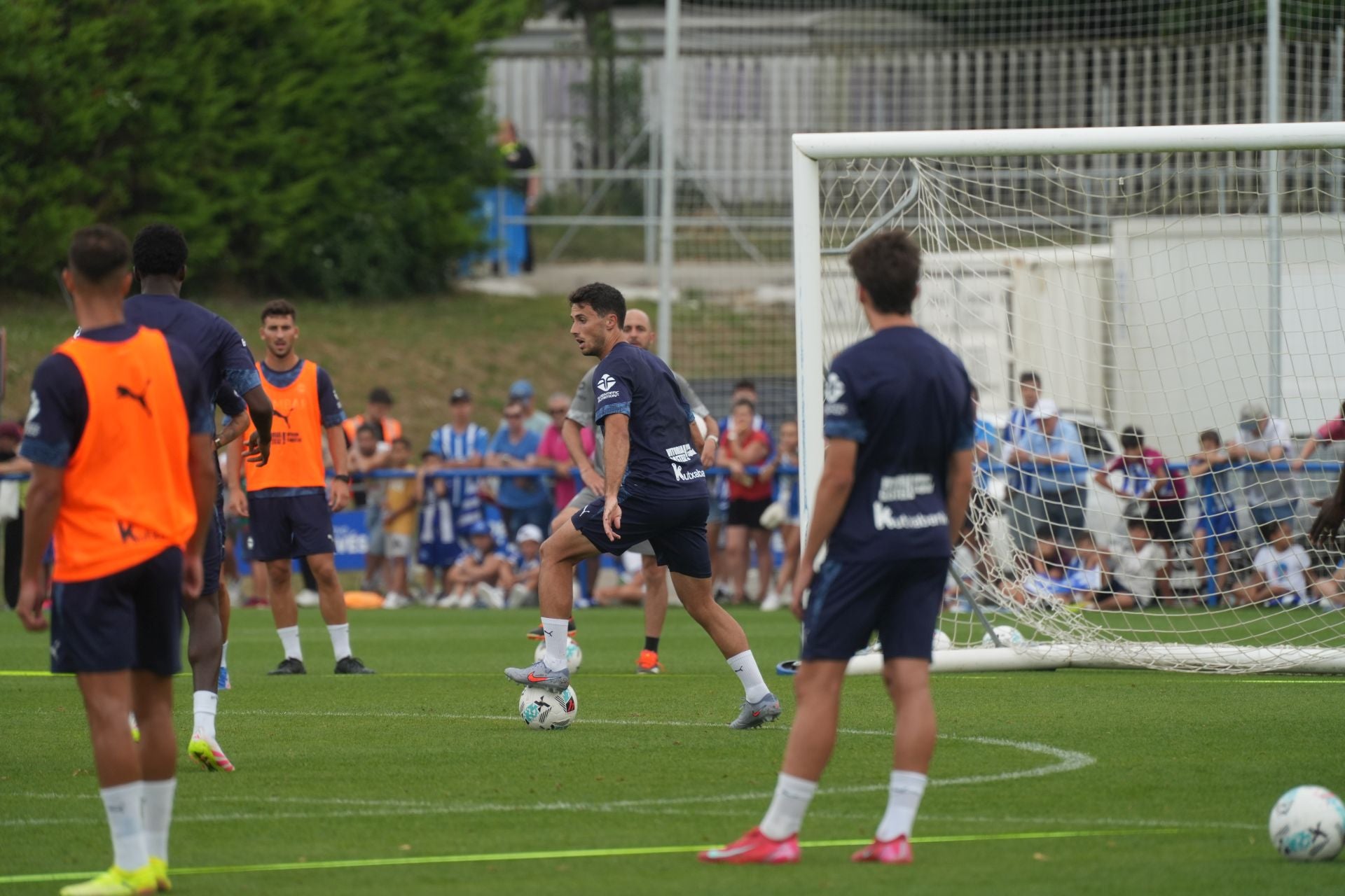 Las mejores imágenes del entrenamiento abierto del Alavés