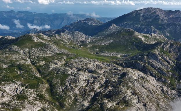 Vega de Ario, uno de los 9 refugios guardados ubicados dentro del Parque Nacional Picos de Europa.