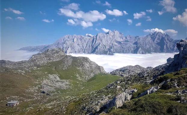 No hace falta hacer el Anillo completo: con visitar uno o dos refugios ya se pueden disfrutar panorámicas de Picos de Europa únicas.