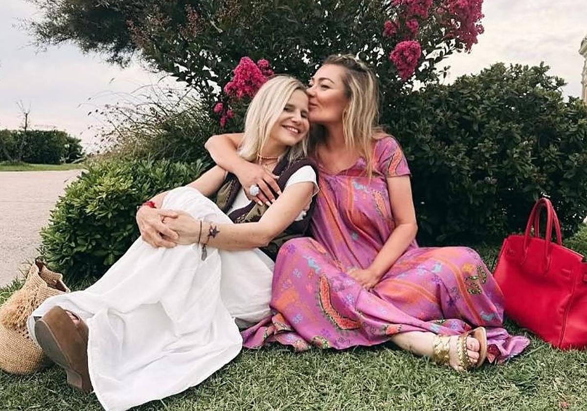 Amaia Montero y Eugenia Martínez de Irujo se reencuentran en Euskadi: «Estar contigo siempre es bonito»