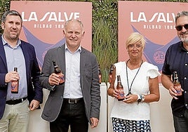 Eriz Sainz, Eduardo Sainz Lekue, Itziar Urtasun y Jon Ruiz Ibinarriaga.