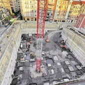 Vista de la obra, con su cimentación incipiente, desde el domicilio de un vecino.
