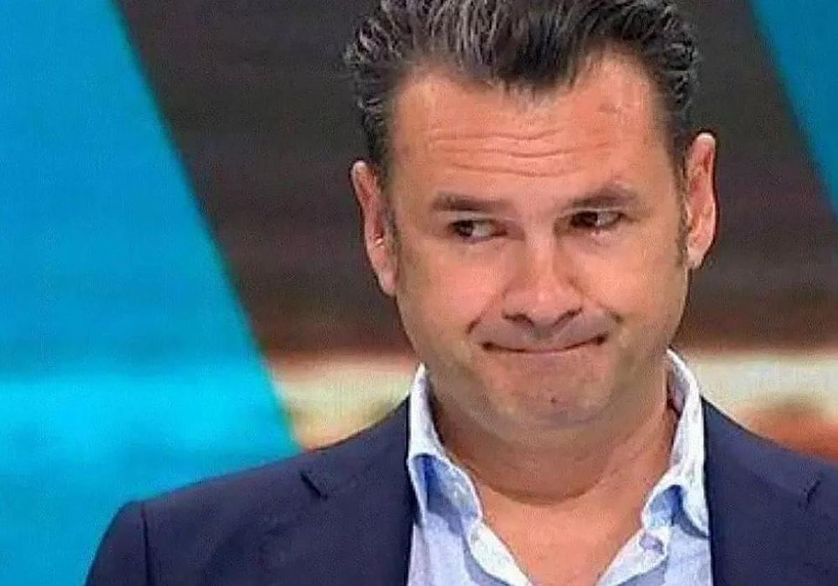 El dardo de Iñaki López a Ayuso por pasar sus vacaciones con la familia en un chalé propiedad de la Comunidad de Madrid