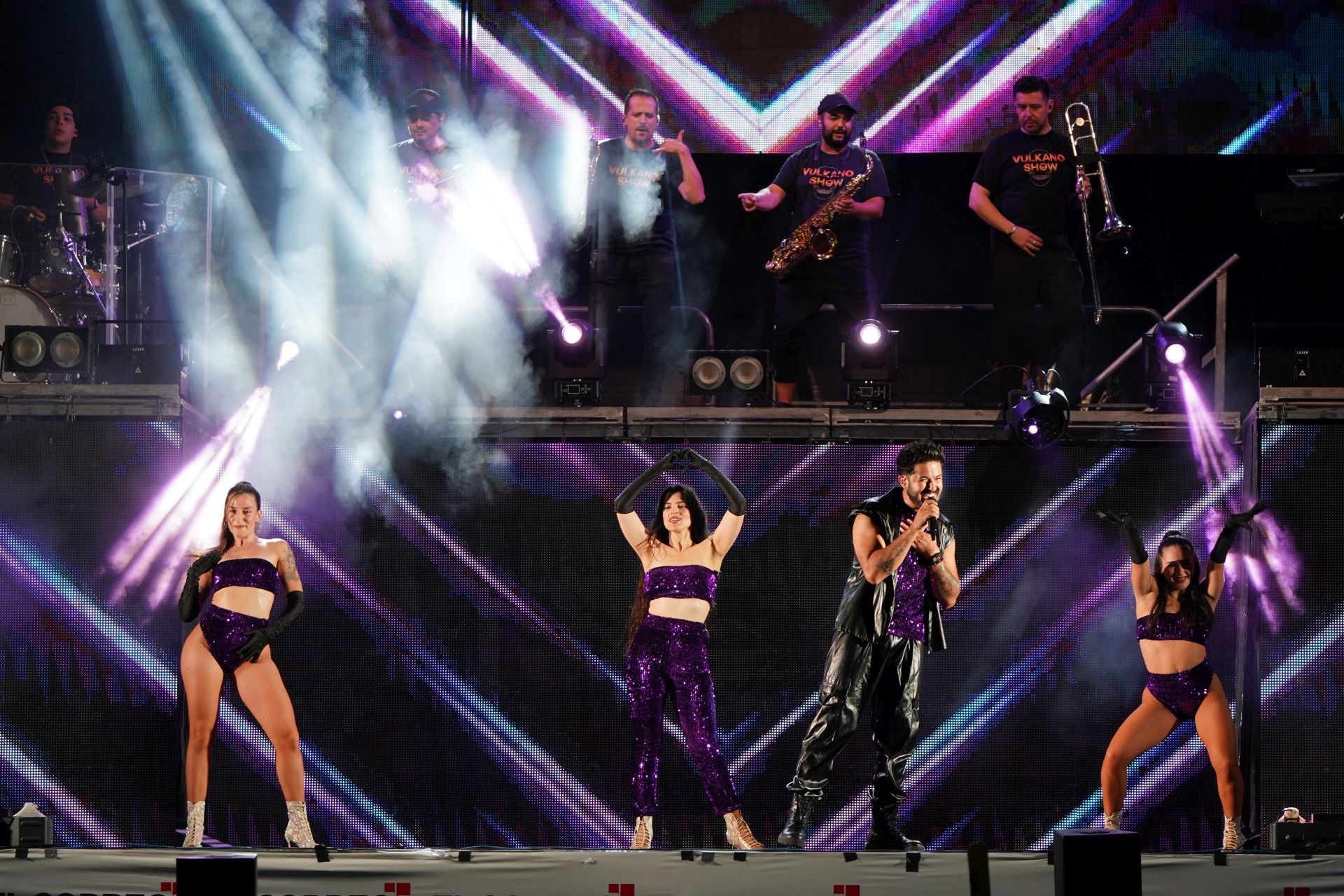 Las mejores imágenes del show de la orquesta Vulkano en Santurtzi