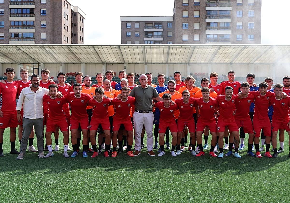 La plantilla del Arenas ha comenzado hoy la pretemporada en Gobela.