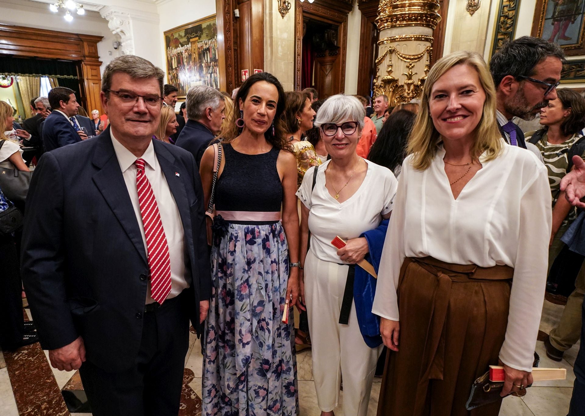 Juan Mari Aburto, Pilar Sorando, Miren Elgarresta y Ana Otadui. 