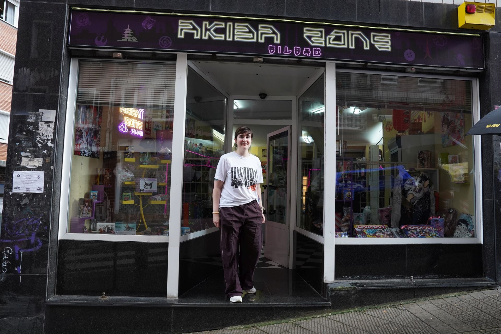 La nueva tienda friki de Ziortza en Santutxu, un paraíso para los amantes de la cultura japonesa