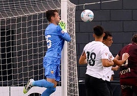 Agirrezabala debuta con el Valencia ante el Leganés