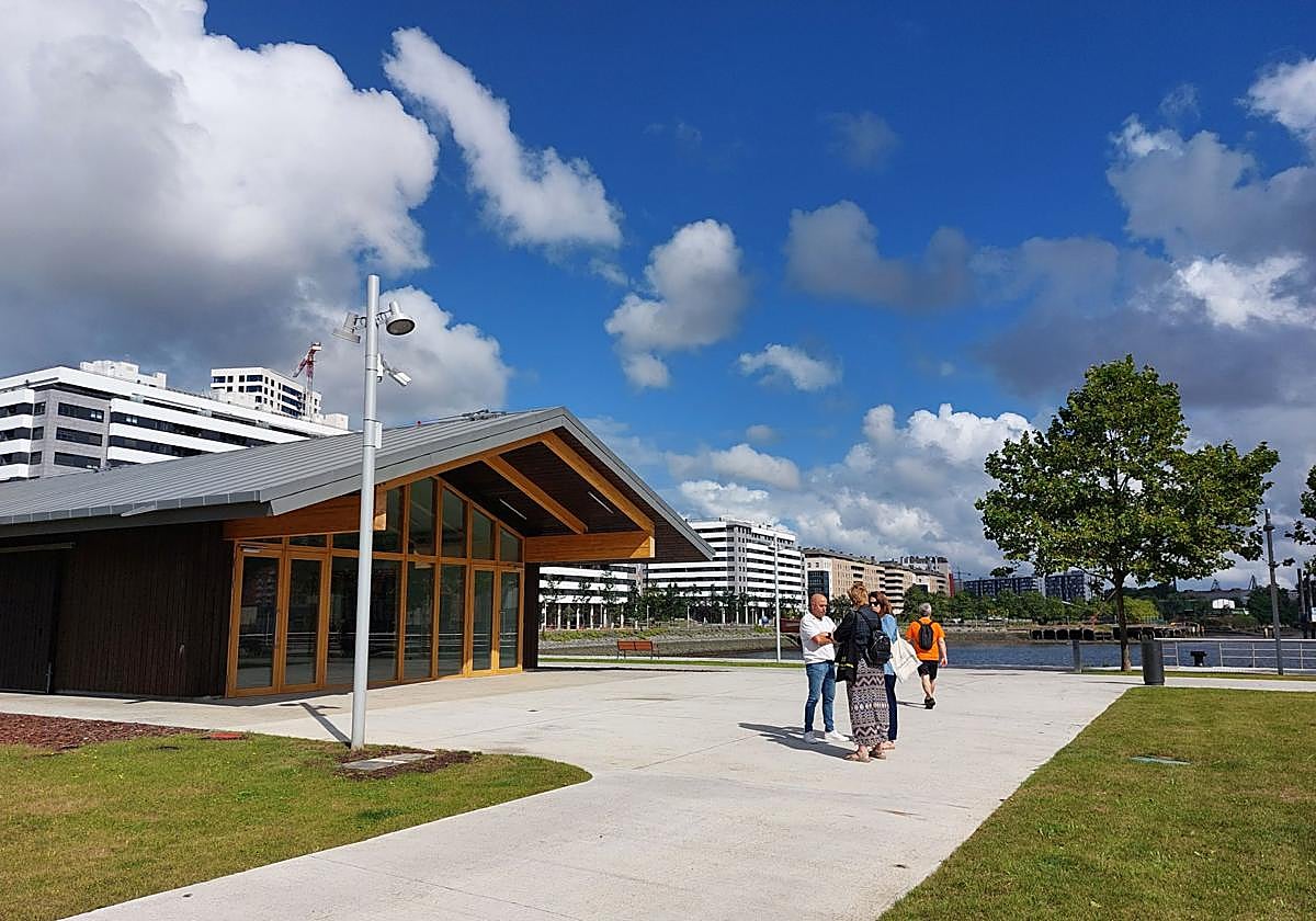 El pabellón contará con dos terrazas, una de ellas bajo un porche.