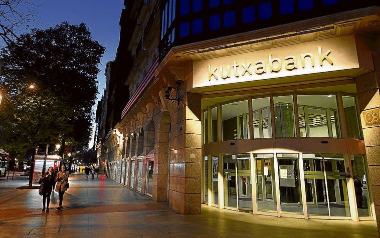 Kutxabank gana 332 millones apoyado en una disparada demanda de crédito