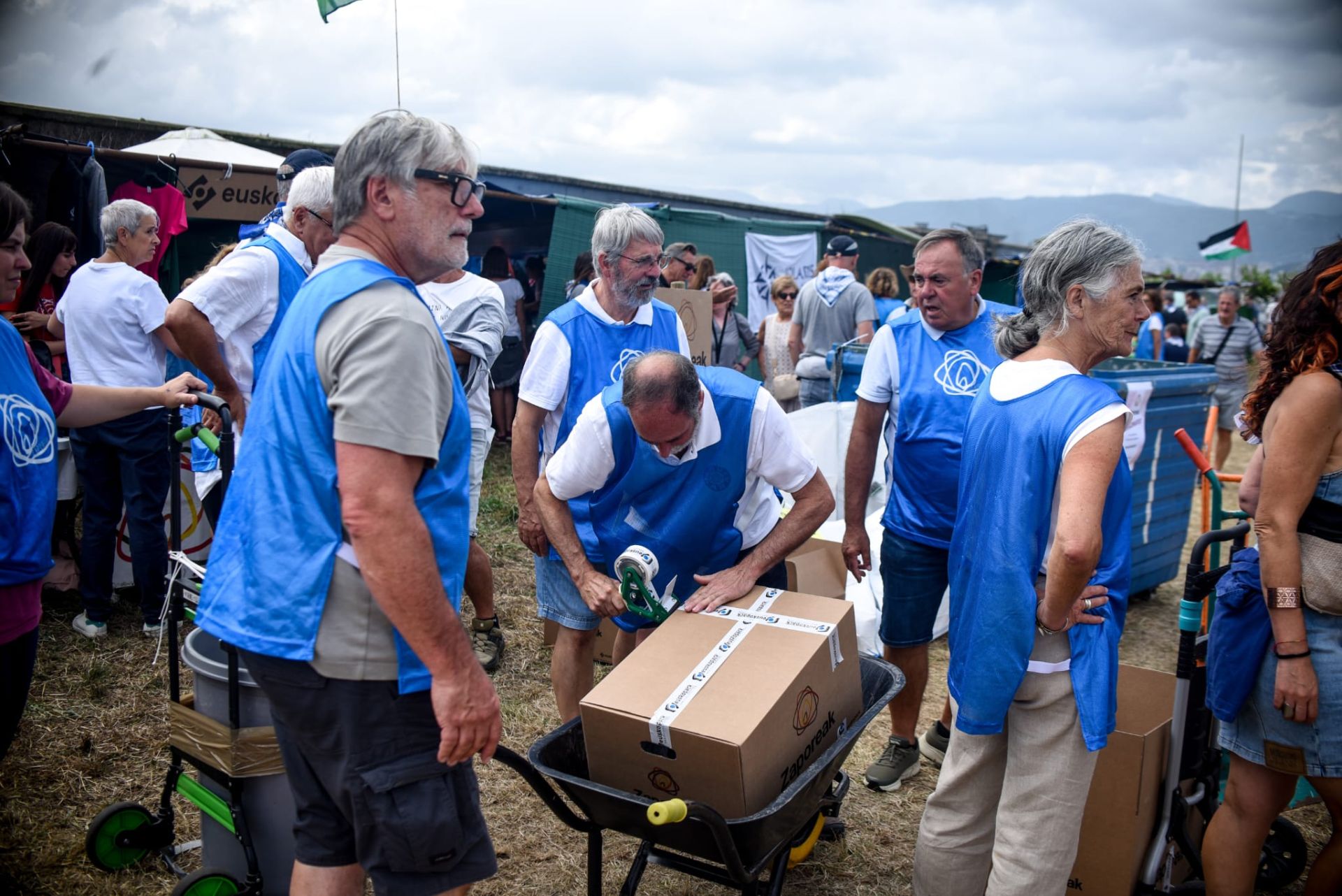 La imágenes del ambiente festivo en Aixerrota