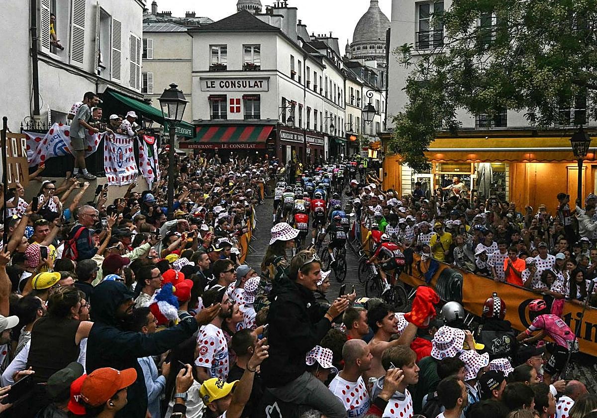 La basura que no se vio en París en la última etapa del Tour