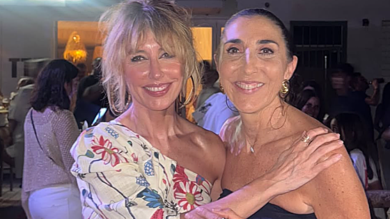 La sorpresa de Emma García a Paz Padilla durante sus vacaciones en Zahara de los Atunes
