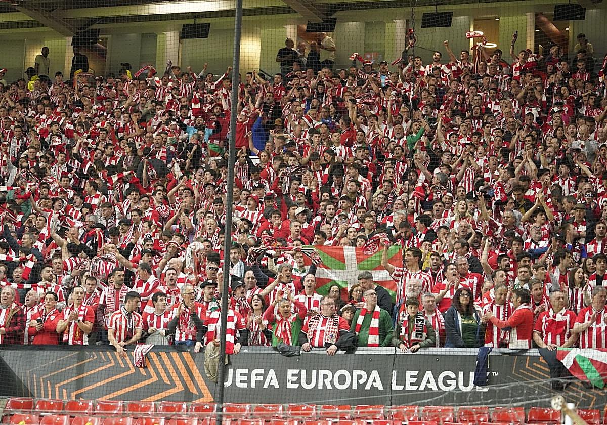 Las multas de la UEFA por incidentes de sus ultras cuestan al Athletic 110.000 euros