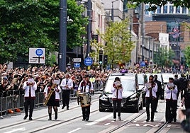 Una 'marching band' al estilo Nueva Orleans abría la comitiva.