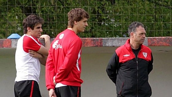 Javi Martínez sobre la explosión de Llorente: «Le tiene que agradecer a Caparrós muchísimo»