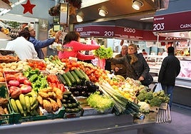 Puestos en el Mercado de La Ribera.