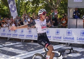 Del Toro gana el Circuito de Getxo en un emocionante final
