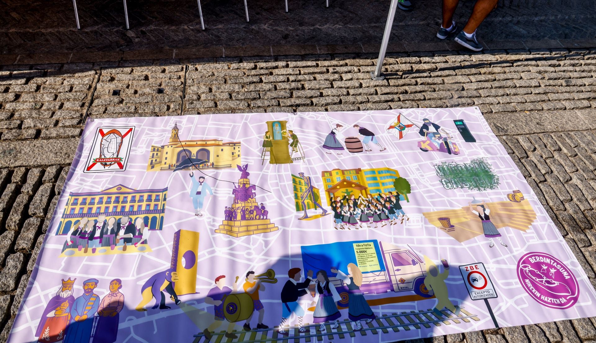 Las pancartas de la Comisión de Blusas y Neskas, en imágenes