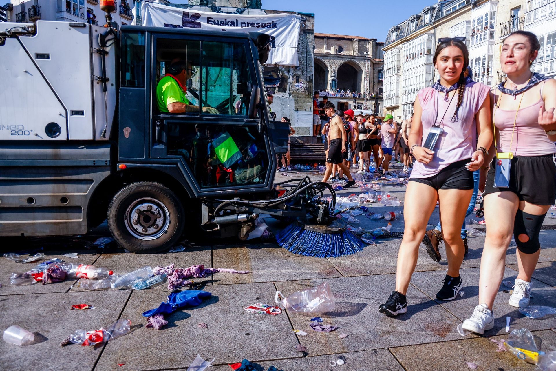 La bajada de Celedón en imágenes