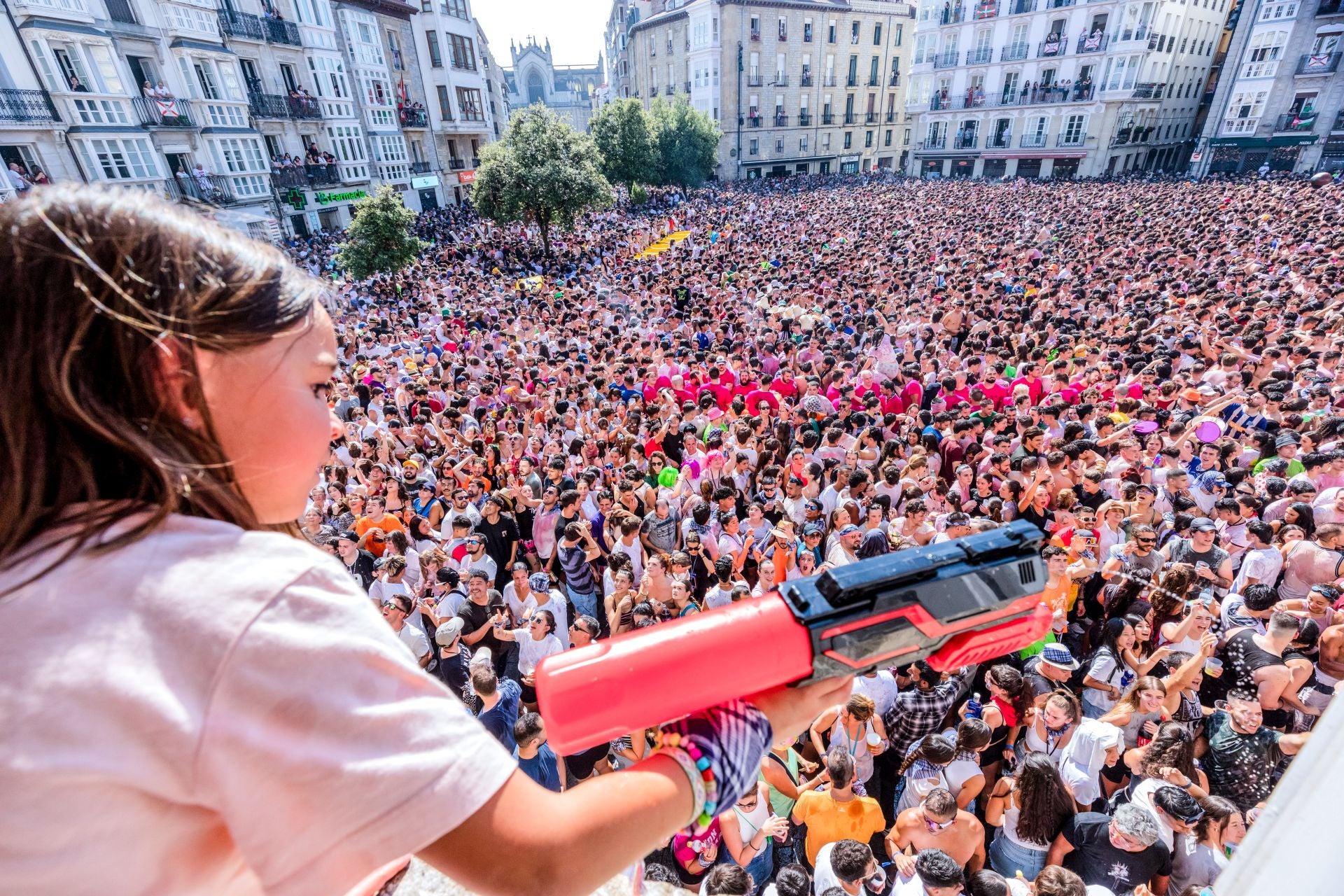 La bajada de Celedón en imágenes