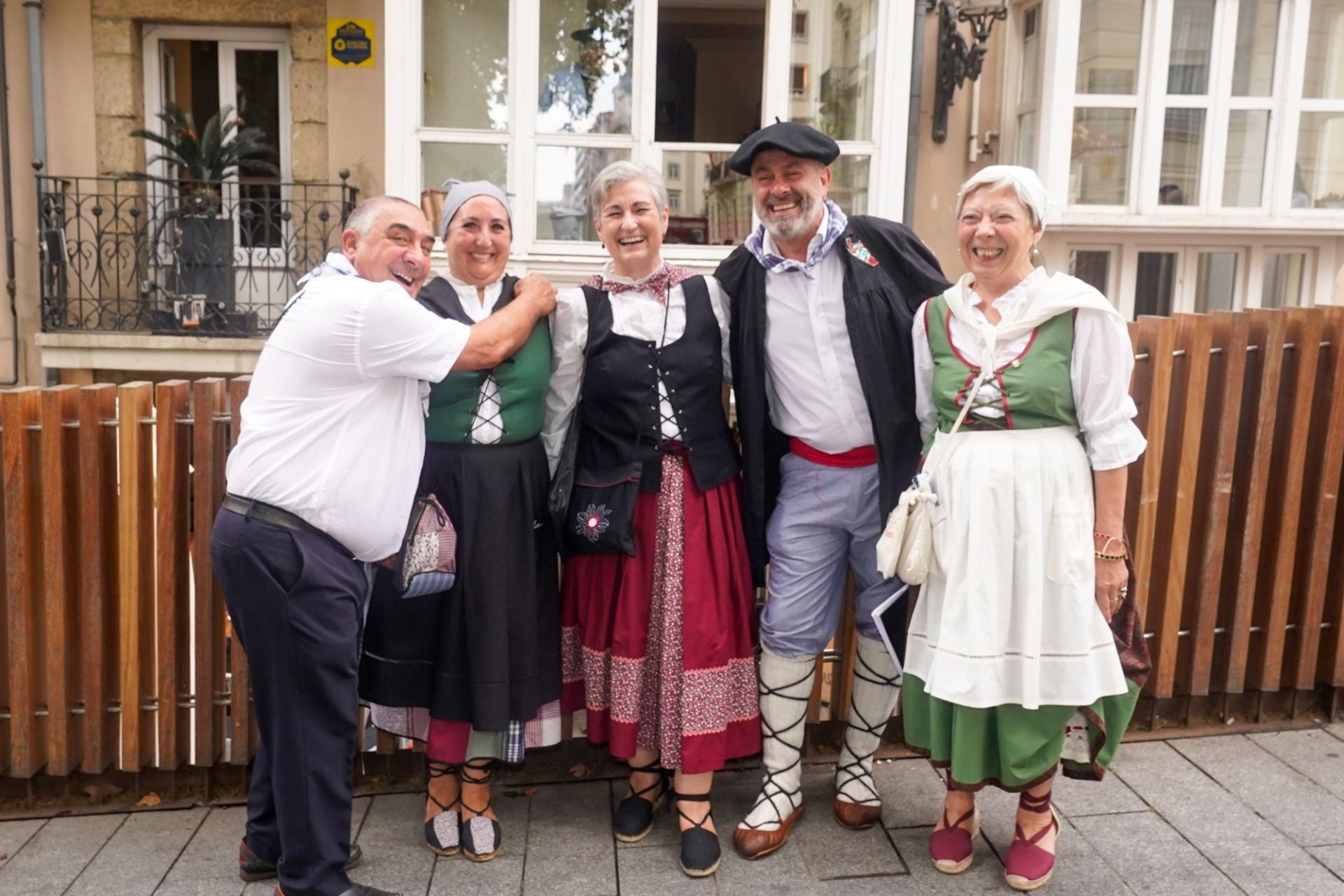 Valentín Medina, Marisa Ortega, Carmen Menchaca, José Manuel Justo y Maica Ramos.