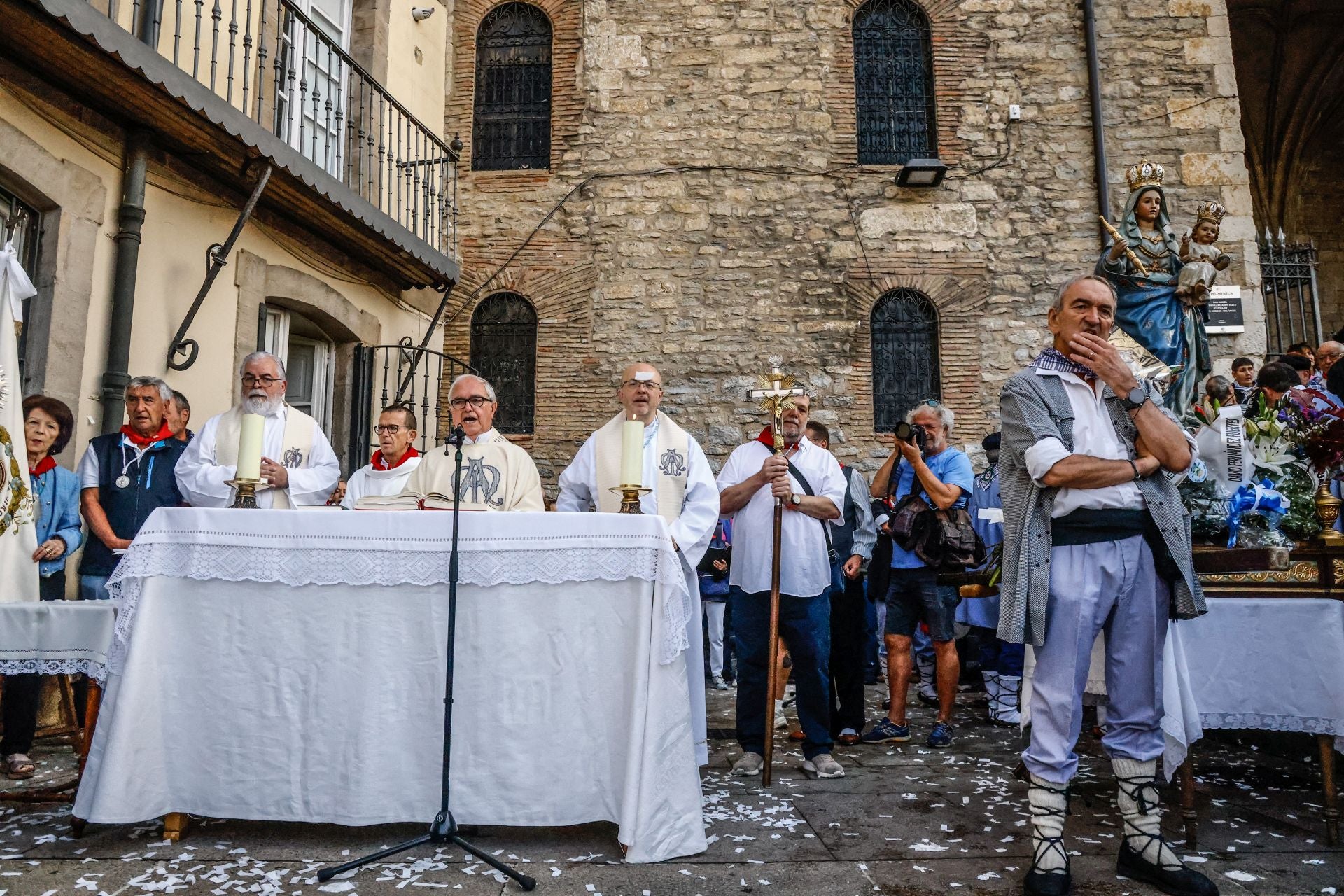 El Rosario de la Aurora, en imágenes