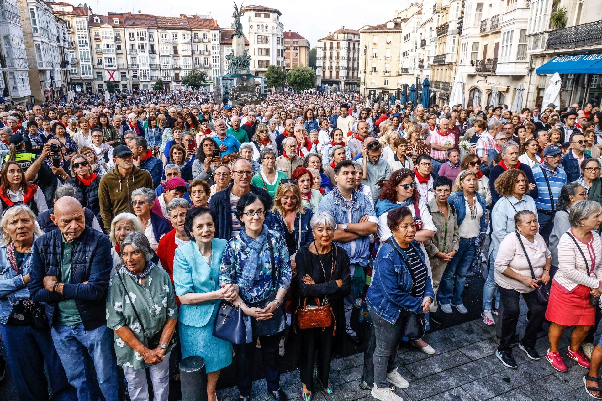 El Rosario de la Aurora, en imágenes