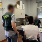 Detenidos dos jóvenes por grabar y difundir imágenes de contenido sexual de 27 mujeres, entre ellas una vizcaína