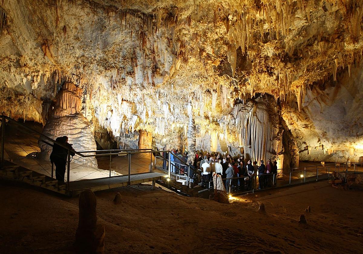 La espectacular cueva vizcaína que ofrece este fin de semana conciertos gratis