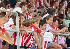 Las imágenes de la afición en Lezama